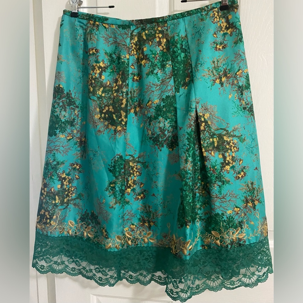 A-LINE .. WOMENS Elegant Floral Lace Trim Embroidered Skirt